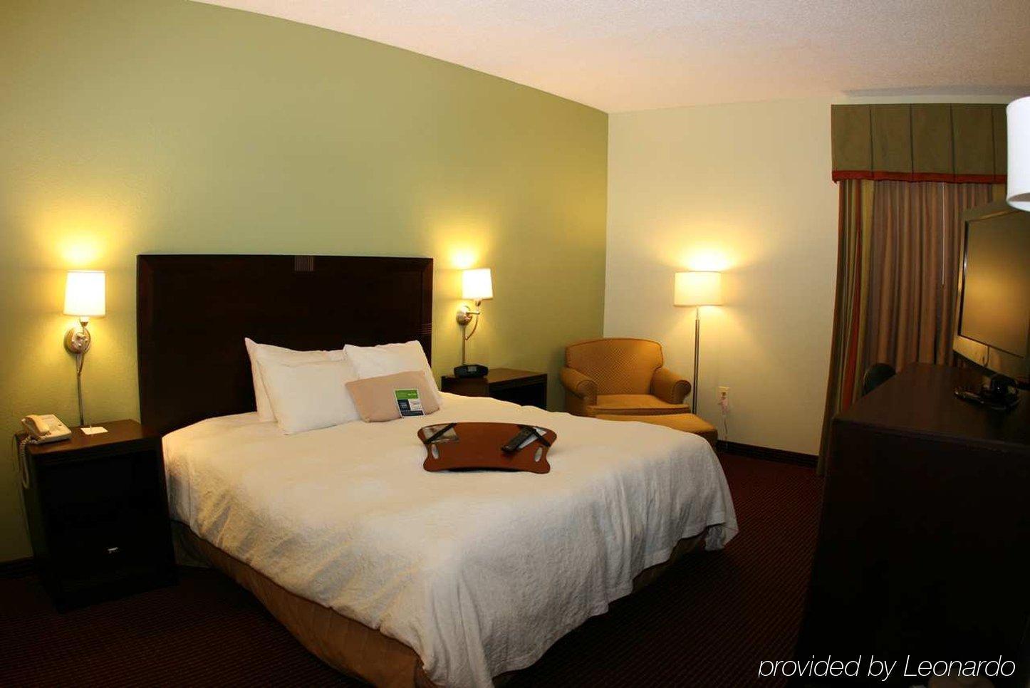 Hampton Inn Sulphur Lake Charles Номер фото
