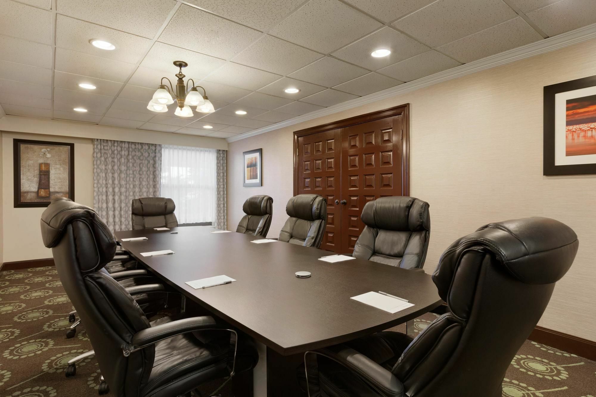 Hampton Inn Sulphur Lake Charles Экстерьер фото